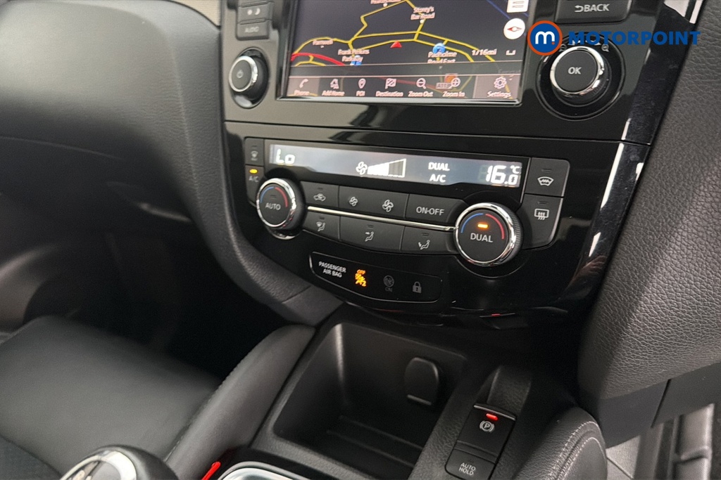 Nissan Qashqai Tekna Manual Petrol SUV - Stock Number (1656076) - 12th supplementary image