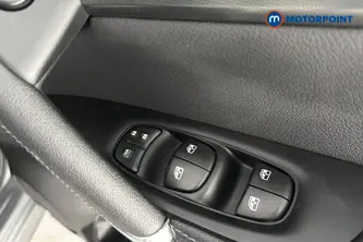 Nissan Qashqai Tekna Manual Petrol SUV - Stock Number (1656076) - 19th supplementary image