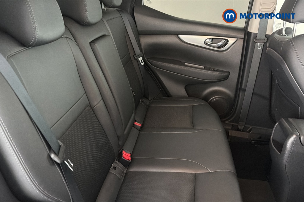 Nissan Qashqai Tekna Manual Petrol SUV - Stock Number (1656076) - 25th supplementary image