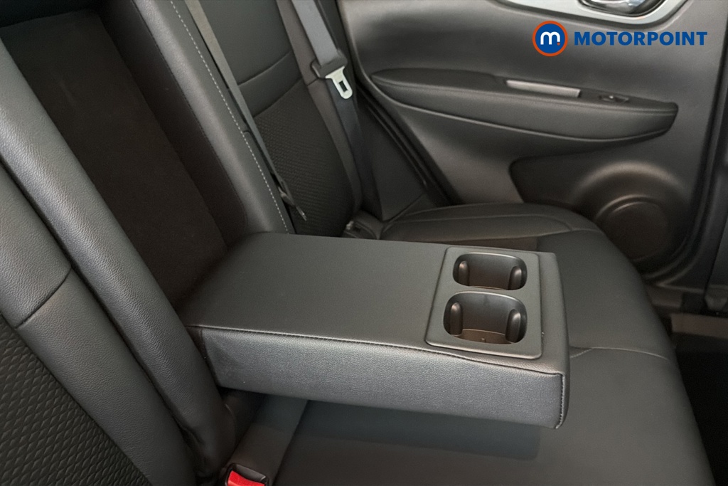 Nissan Qashqai Tekna Manual Petrol SUV - Stock Number (1656076) - 26th supplementary image