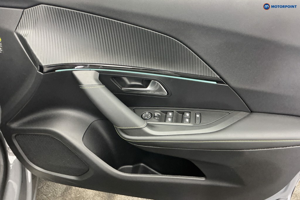 Peugeot 2008 GT Automatic Electric SUV - Stock Number (1656272) - 25th supplementary image