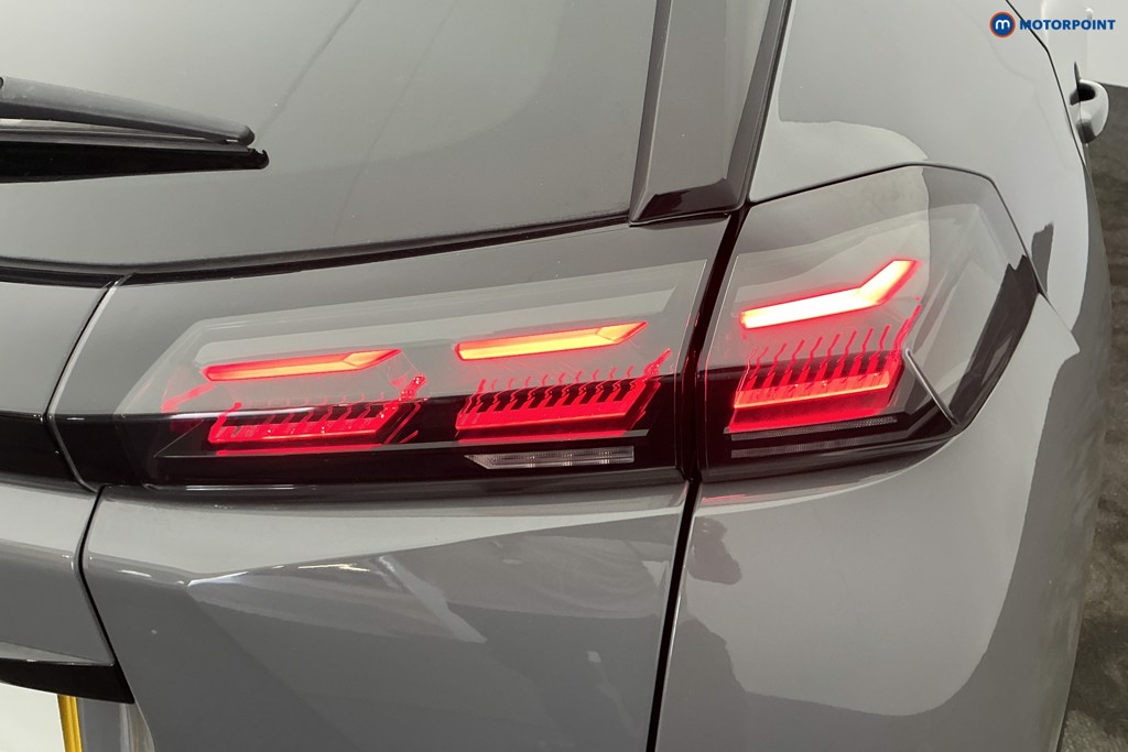Peugeot 2008 GT Automatic Electric SUV - Stock Number (1656272) - 32nd supplementary image