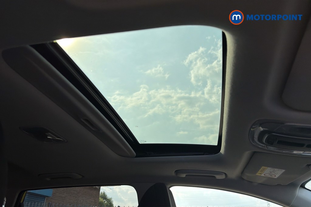 Hyundai I20 Ultimate Automatic Petrol Hatchback - Stock Number (1656412) - 32nd supplementary image