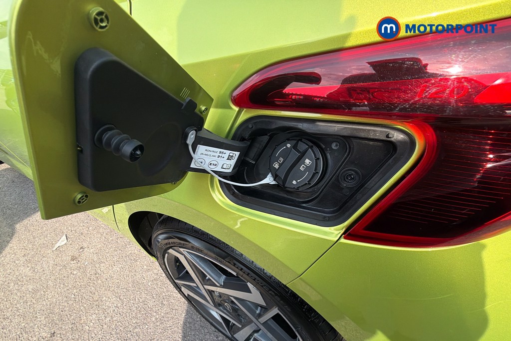 Hyundai I20 Ultimate Automatic Petrol Hatchback - Stock Number (1656412) - 41st supplementary image