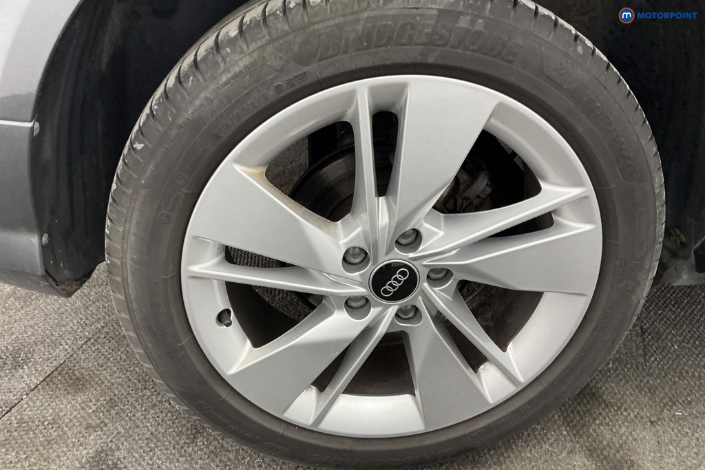 Audi Q2 S Line Automatic Petrol SUV - Stock Number (1656716) - 36th supplementary image