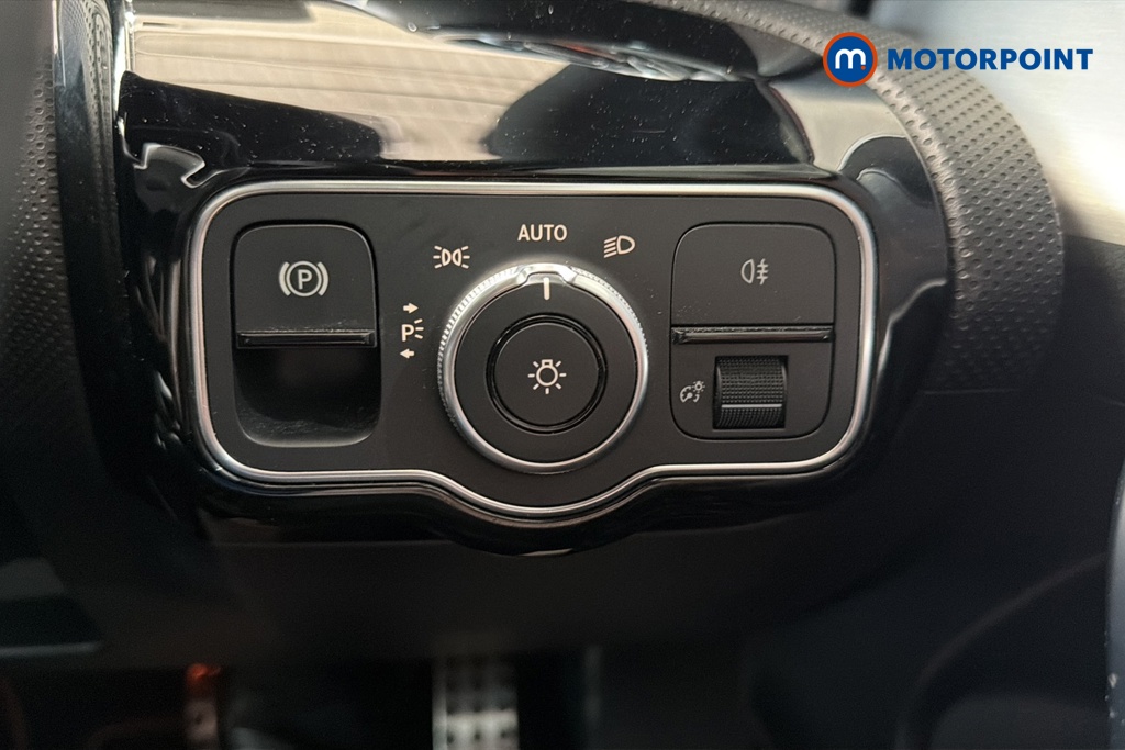 Mercedes-Benz A Class Amg Line Premium Edition Automatic Petrol Hatchback - Stock Number (1656803) - 11th supplementary image
