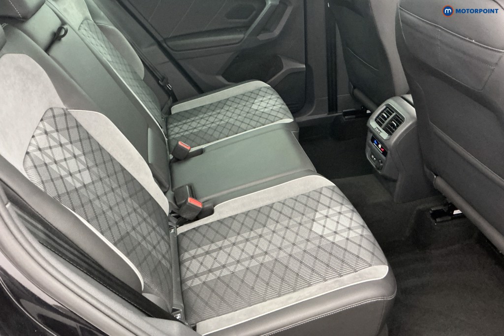 Volkswagen Tiguan R-Line Automatic Petrol SUV - Stock Number (1657847) - 4th supplementary image