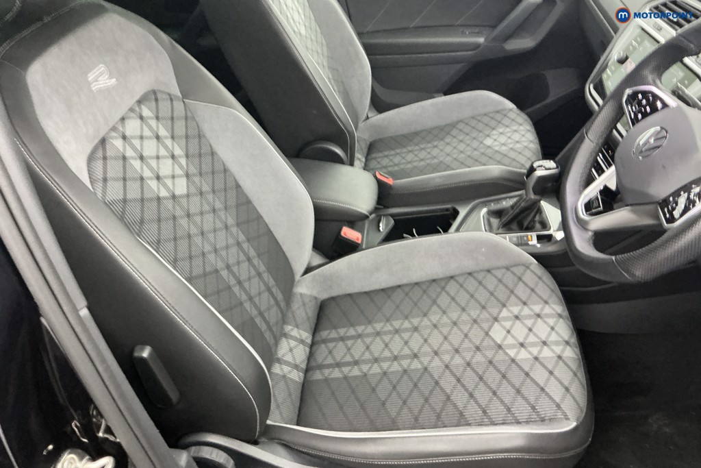 Volkswagen Tiguan R-Line Automatic Petrol SUV - Stock Number (1657847) - 5th supplementary image