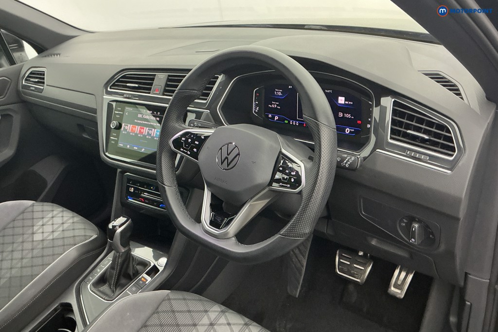 Volkswagen Tiguan R-Line Automatic Petrol SUV - Stock Number (1657847) - 8th supplementary image