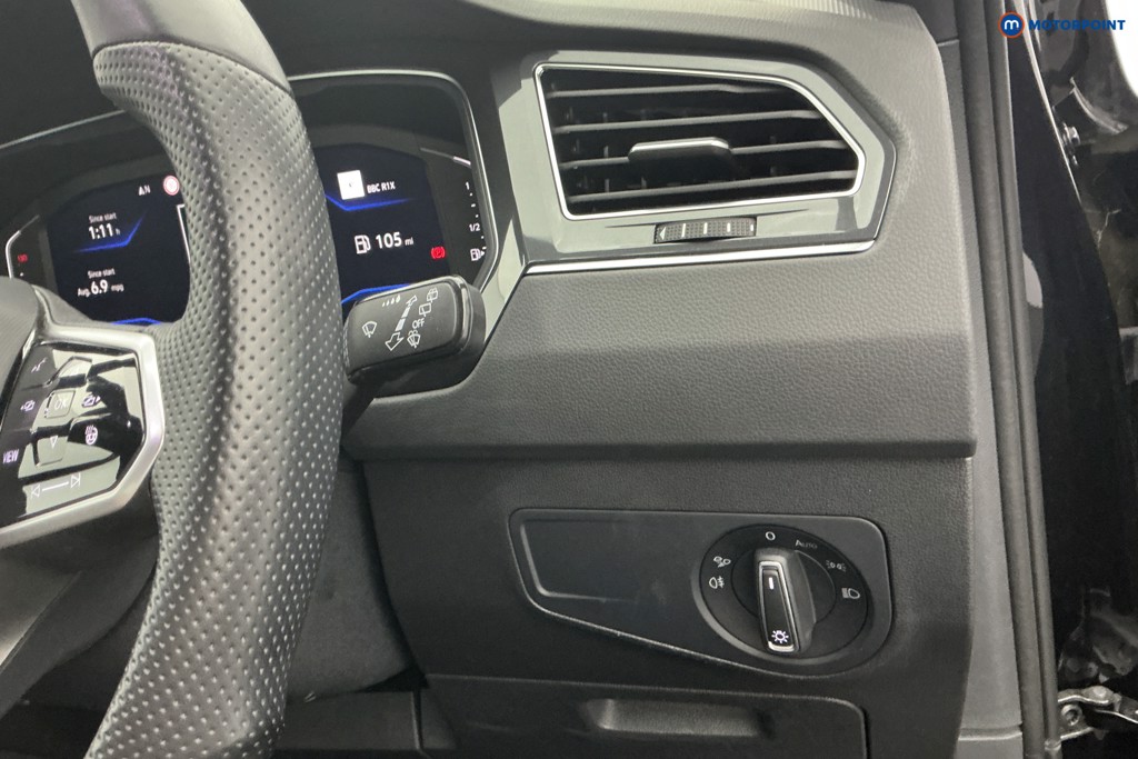 Volkswagen Tiguan R-Line Automatic Petrol SUV - Stock Number (1657847) - 20th supplementary image