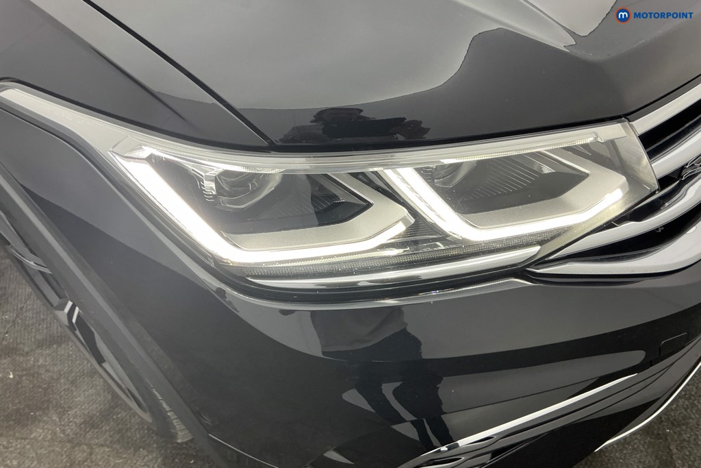 Volkswagen Tiguan R-Line Automatic Petrol SUV - Stock Number (1657847) - 27th supplementary image