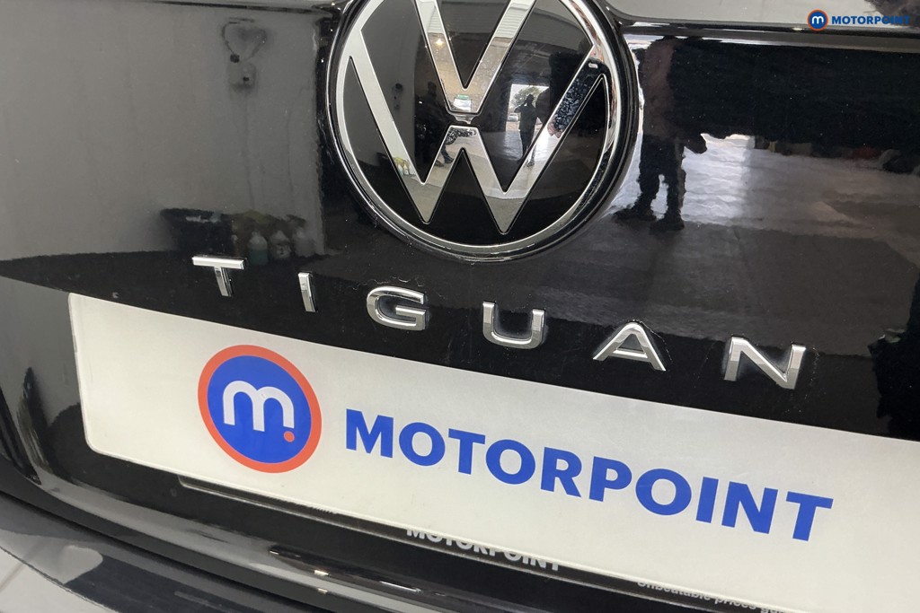 Volkswagen Tiguan R-Line Automatic Petrol SUV - Stock Number (1657847) - 29th supplementary image
