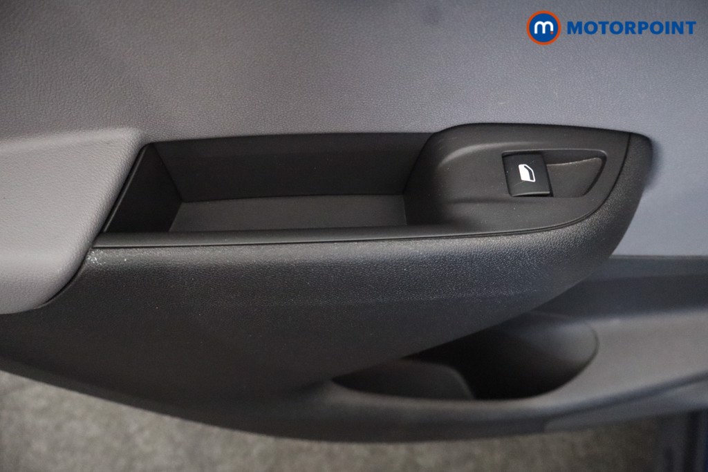 Vauxhall Crossland X Elite Manual Petrol SUV - Stock Number (1658925) - 29th supplementary image