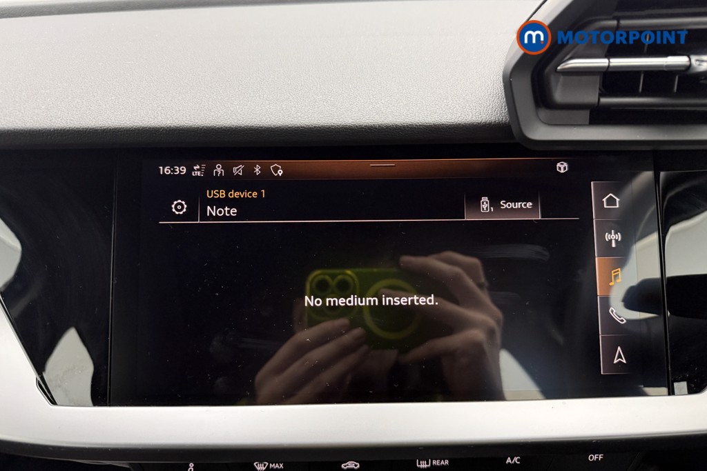 Audi A3 Technik Manual Petrol Hatchback - Stock Number (1659359) - 5th supplementary image