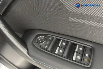 Renault Captur Esprit Alpine Automatic Petrol-Electric Hybrid SUV - Stock Number (1659775) - 19th supplementary image