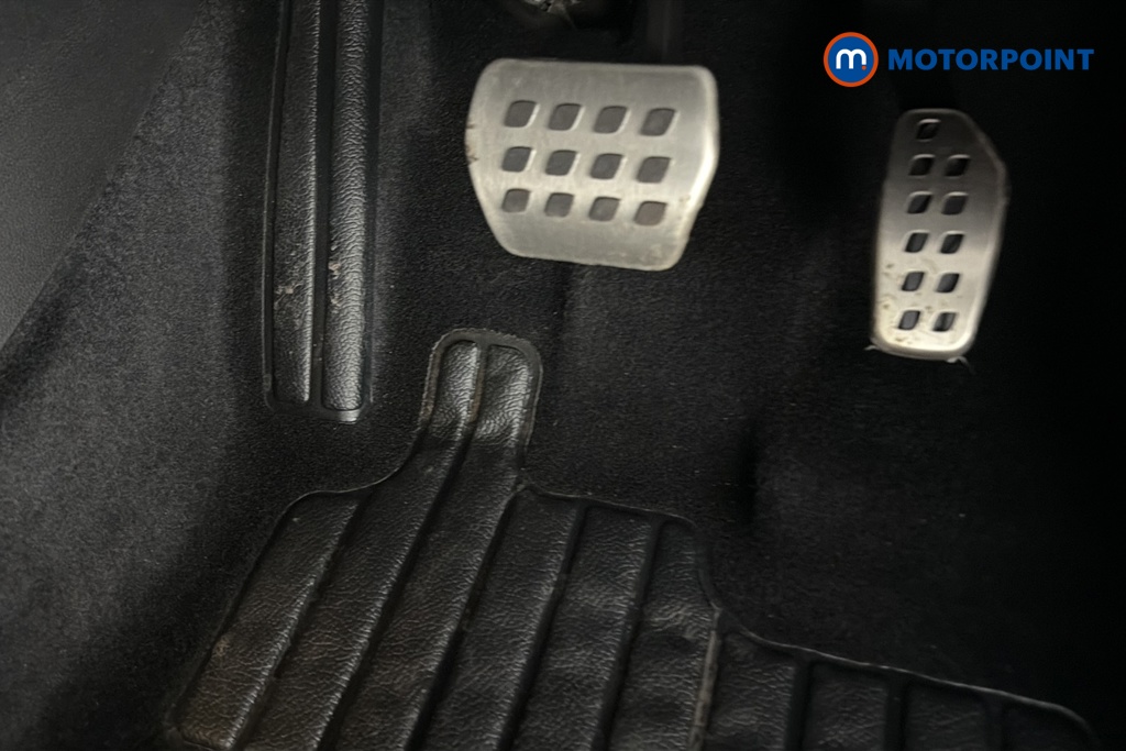 Renault Captur Esprit Alpine Automatic Petrol-Electric Hybrid SUV - Stock Number (1659775) - 24th supplementary image