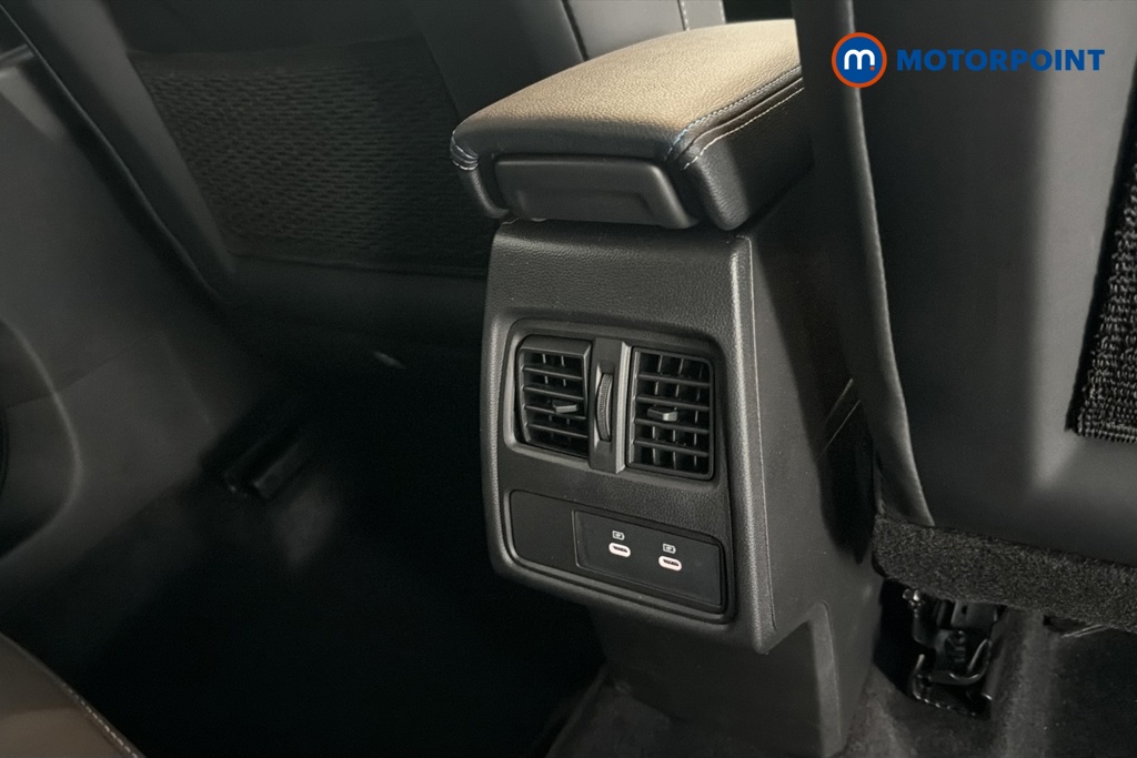 Renault Captur Esprit Alpine Automatic Petrol-Electric Hybrid SUV - Stock Number (1659775) - 28th supplementary image