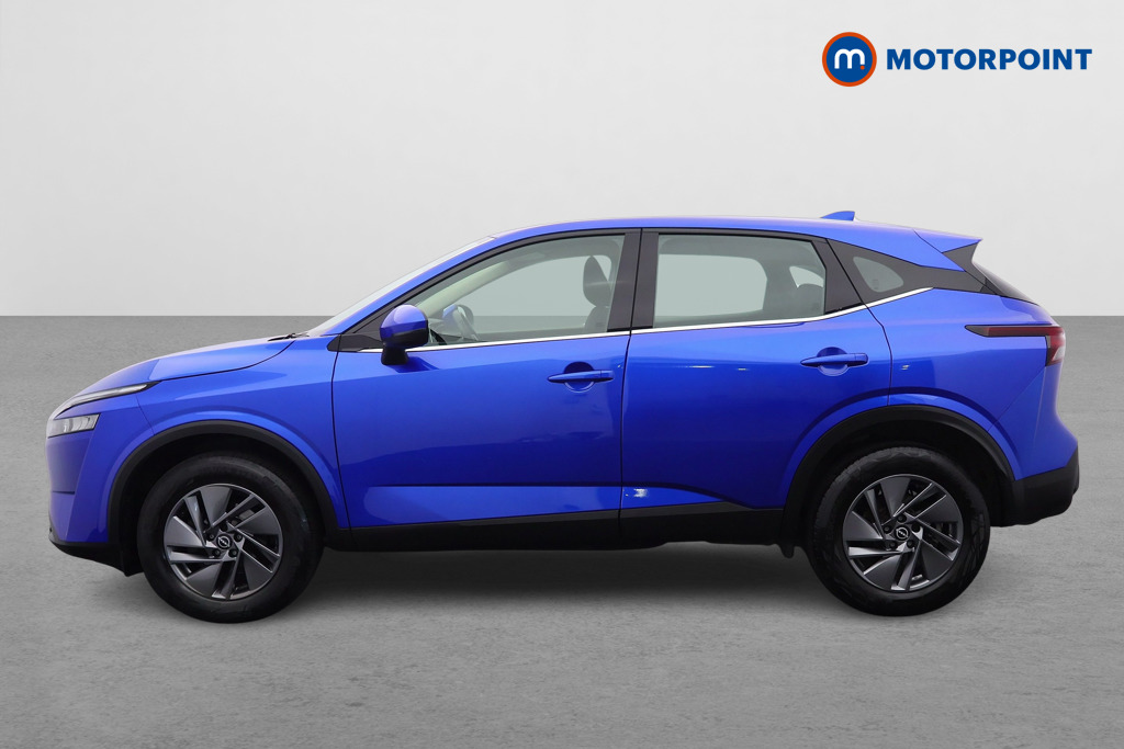 Nissan Qashqai Acenta Premium Manual Petrol SUV - Stock Number (1660211) - Passenger side