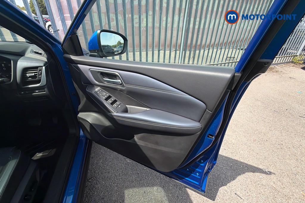 Nissan Qashqai Tekna Automatic Petrol-Electric Hybrid SUV - Stock Number (1660382) - 37th supplementary image