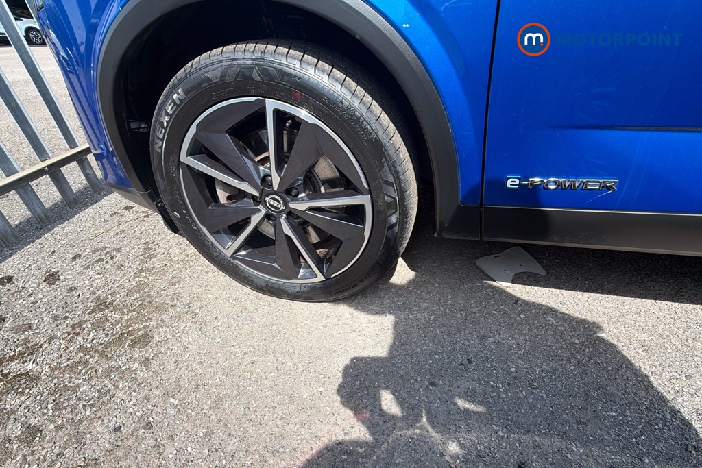 Nissan Qashqai Tekna Automatic Petrol-Electric Hybrid SUV - Stock Number (1660382) - 41st supplementary image