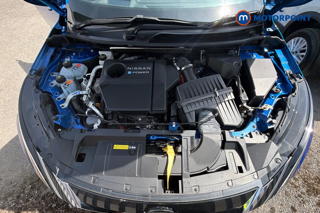 Nissan Qashqai Tekna Automatic Petrol-Electric Hybrid SUV - Stock Number (1660382) - 1st supplementary image