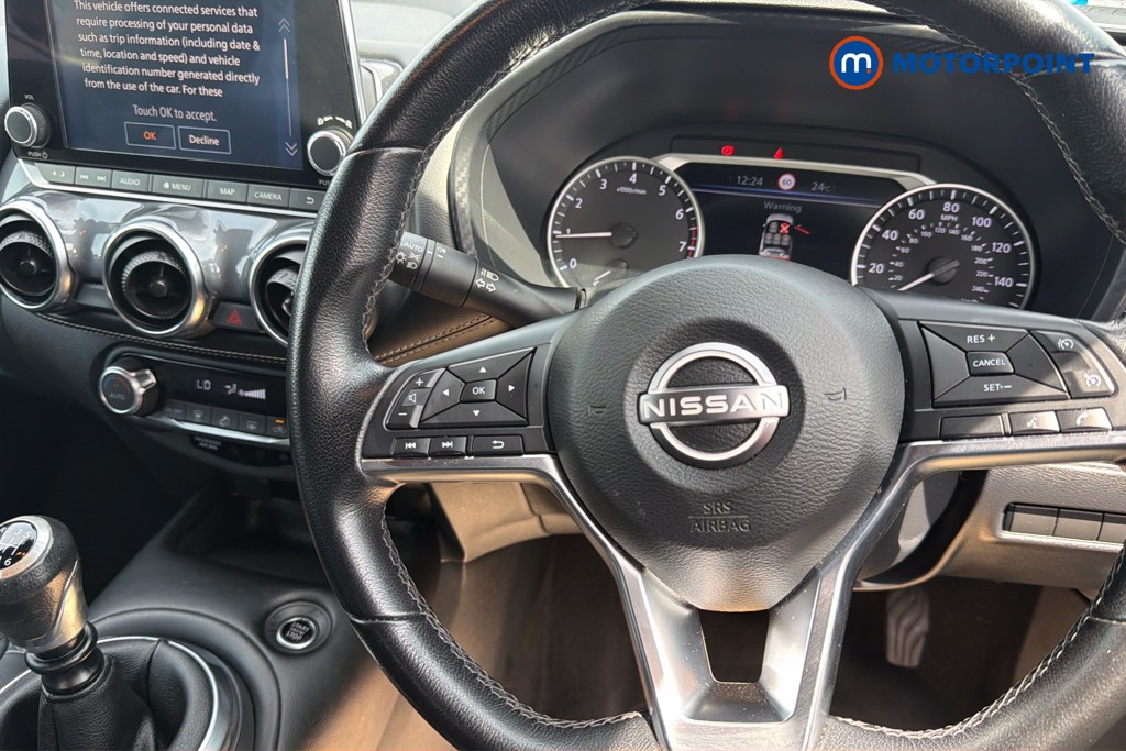 Nissan Juke N-Connecta Manual Petrol SUV - Stock Number (1660521) - 2nd supplementary image