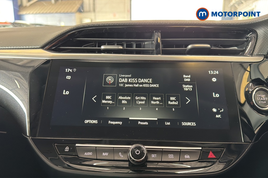 Vauxhall Corsa Elite Nav Premium Manual Petrol Hatchback - Stock Number (1661250) - 8th supplementary image