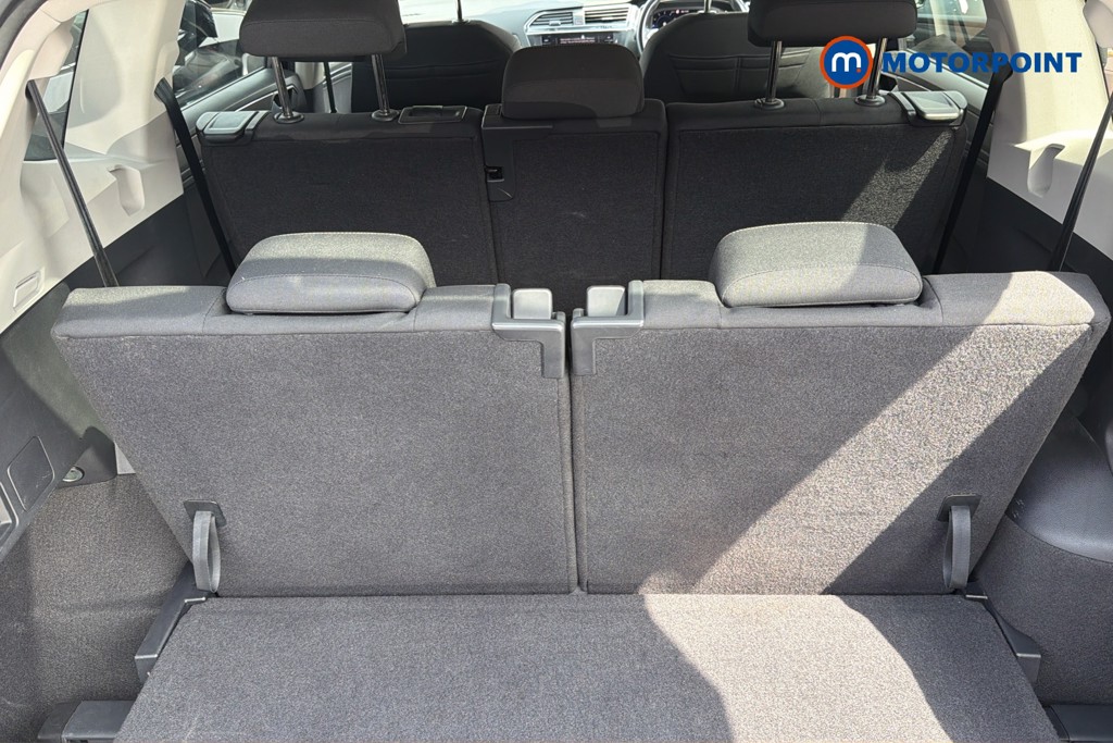 Volkswagen Tiguan Allspace Life Automatic Petrol SUV - Stock Number (1661936) - 33rd supplementary image