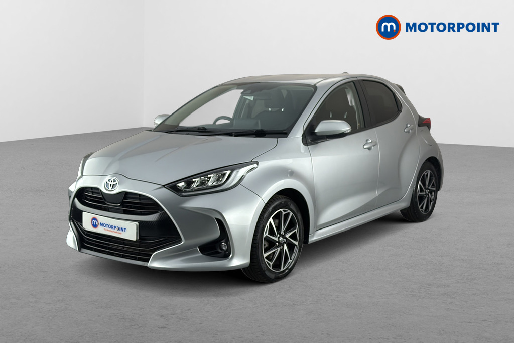 Toyota Yaris Design Automatic Petrol-Electric Hybrid Hatchback - Stock Number (1661995) - Passenger side front corner