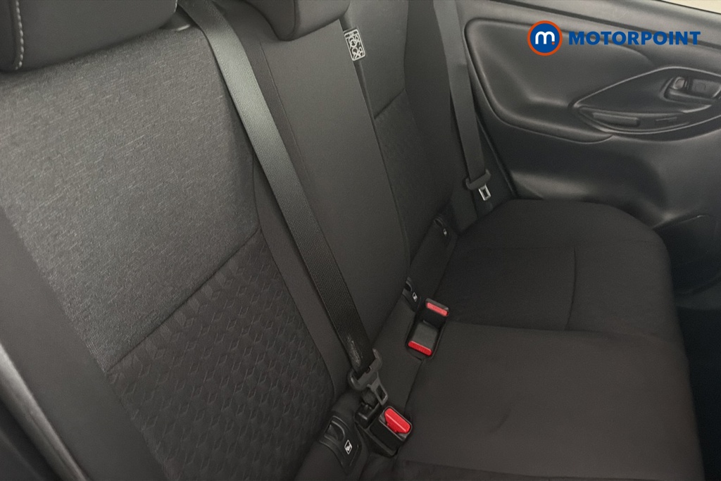 Toyota Yaris Design Automatic Petrol-Electric Hybrid Hatchback - Stock Number (1661995) - 25th supplementary image