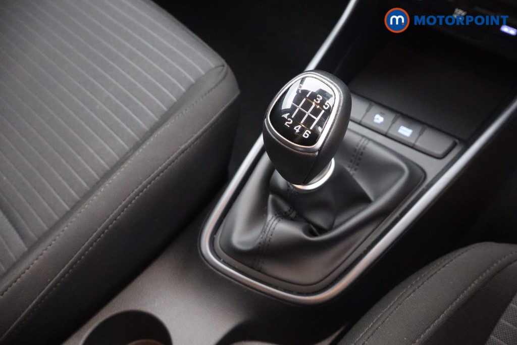 Hyundai I20 Se Connect Manual Petrol Hatchback - Stock Number (1662196) - 4th supplementary image