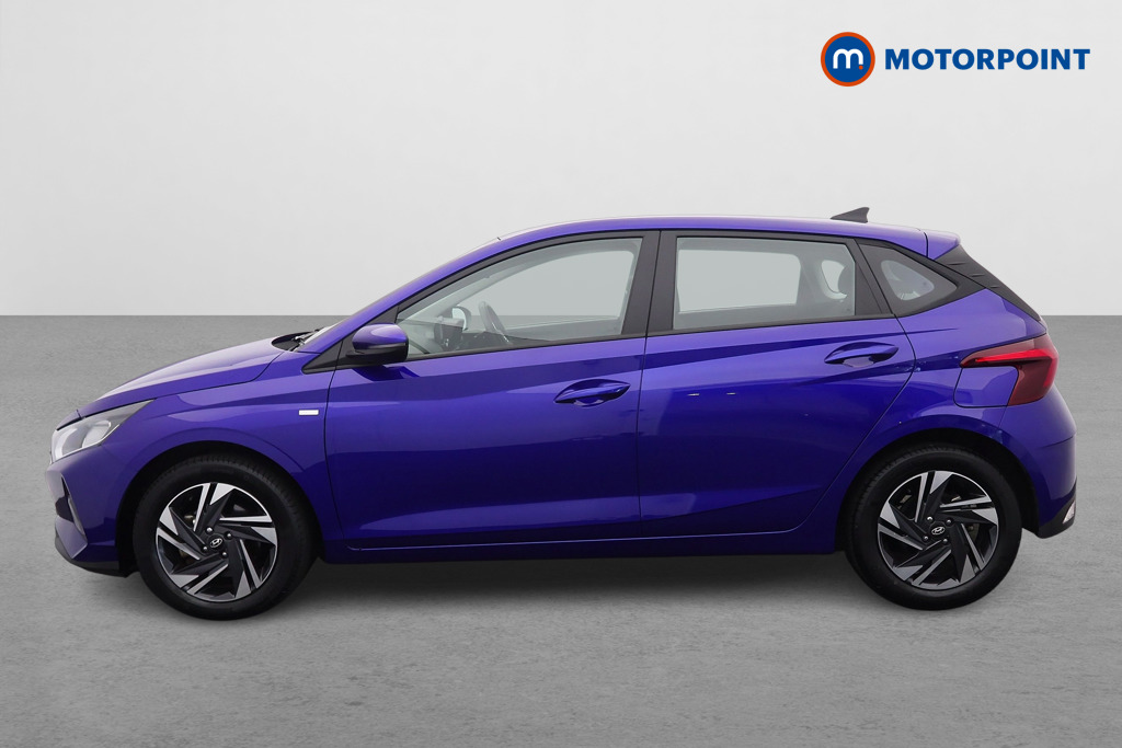 Hyundai I20 Se Connect Manual Petrol Hatchback - Stock Number (1662196) - Passenger side