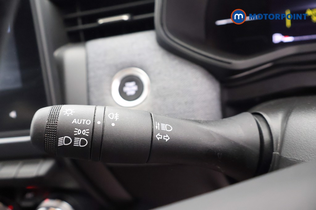 Renault Clio Techno Automatic Petrol-Electric Hybrid Hatchback - Stock Number (1662236) - 5th supplementary image