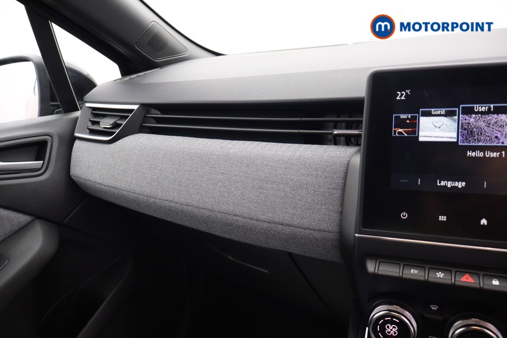 Renault Clio Techno Automatic Petrol-Electric Hybrid Hatchback - Stock Number (1662236) - 9th supplementary image