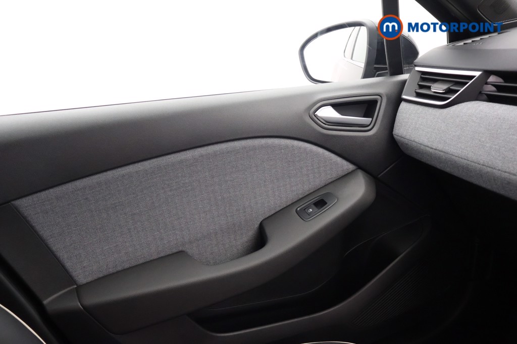 Renault Clio Techno Automatic Petrol-Electric Hybrid Hatchback - Stock Number (1662236) - 10th supplementary image