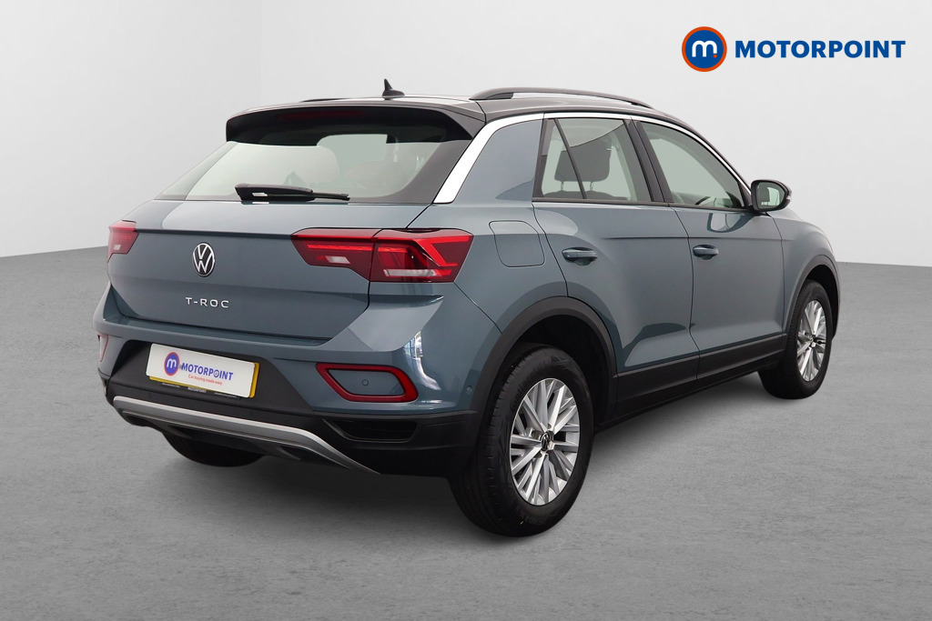 Volkswagen T-Roc Life Manual Petrol SUV - Stock Number (1662590) - Drivers side rear corner