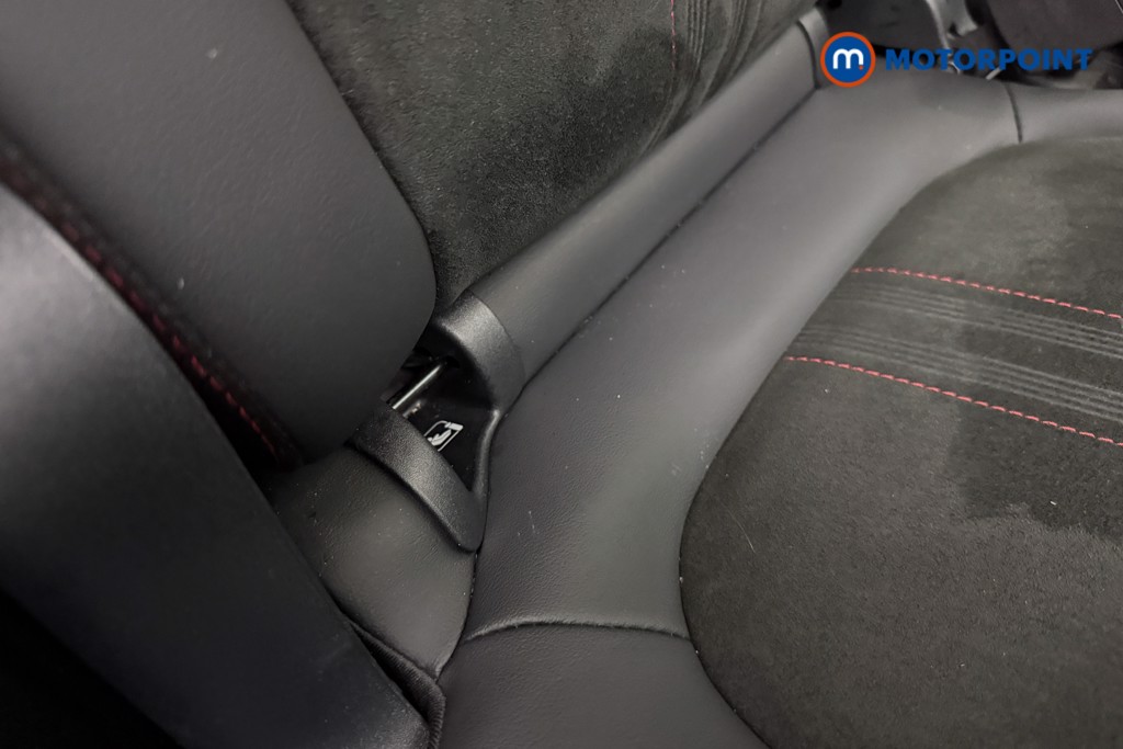 Ford Kuga St-Line X Manual Petrol SUV - Stock Number (1662636) - 29th supplementary image