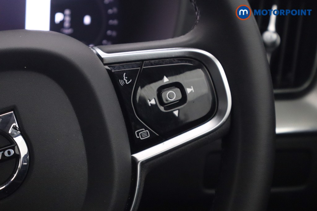 Volvo Xc60 Plus Automatic Petrol SUV - Stock Number (1662741) - 9th supplementary image