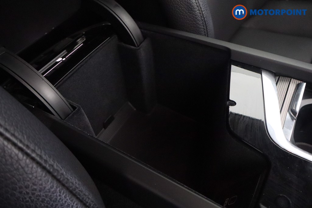 Volvo Xc60 Plus Automatic Petrol SUV - Stock Number (1662741) - 13th supplementary image
