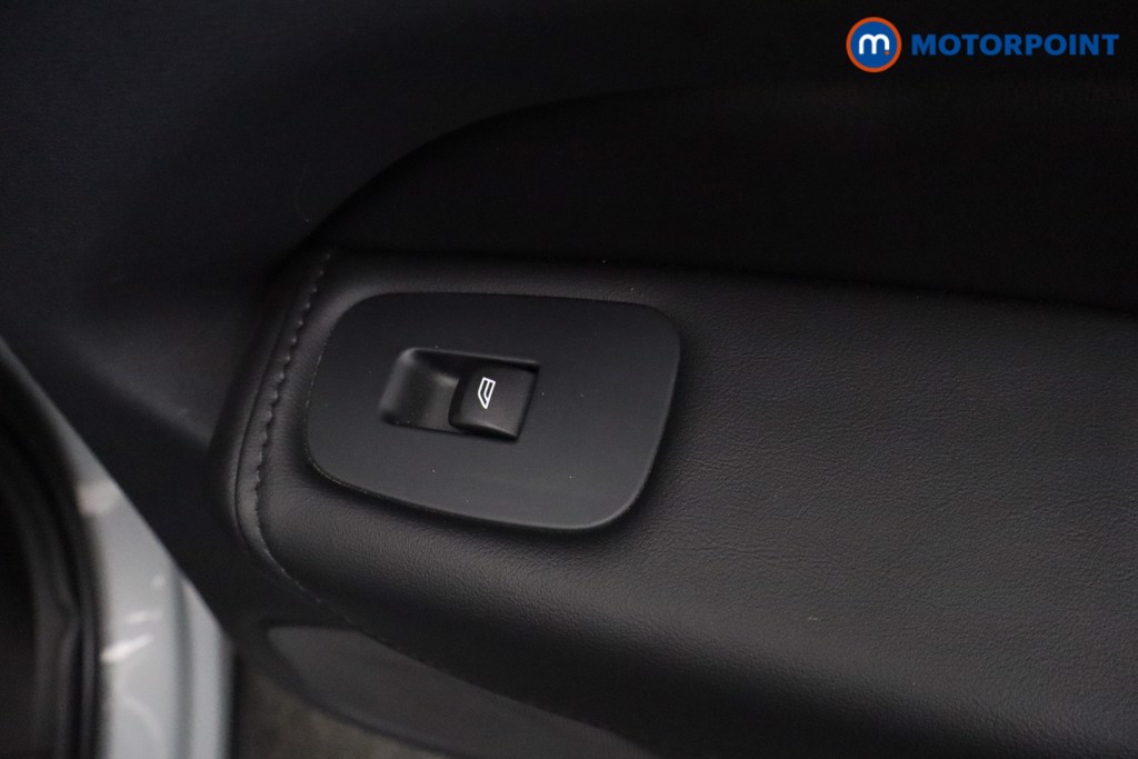 Volvo Xc60 Plus Automatic Petrol SUV - Stock Number (1662741) - 27th supplementary image