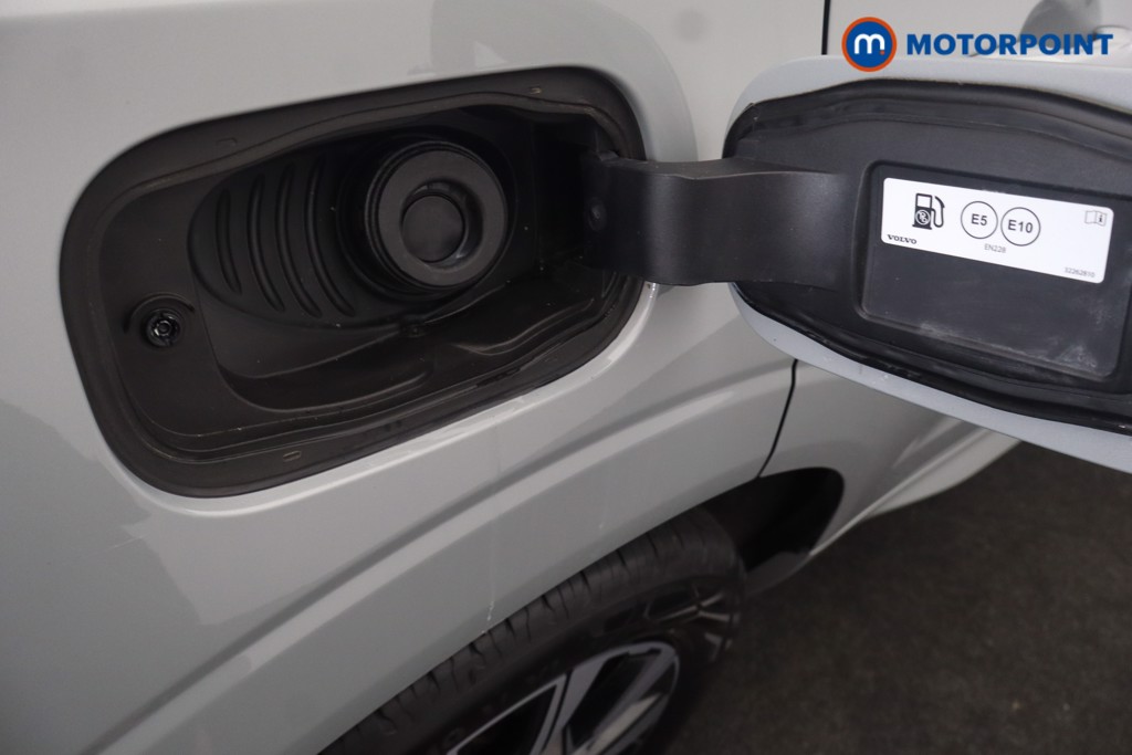 Volvo Xc60 Plus Automatic Petrol SUV - Stock Number (1662741) - 29th supplementary image