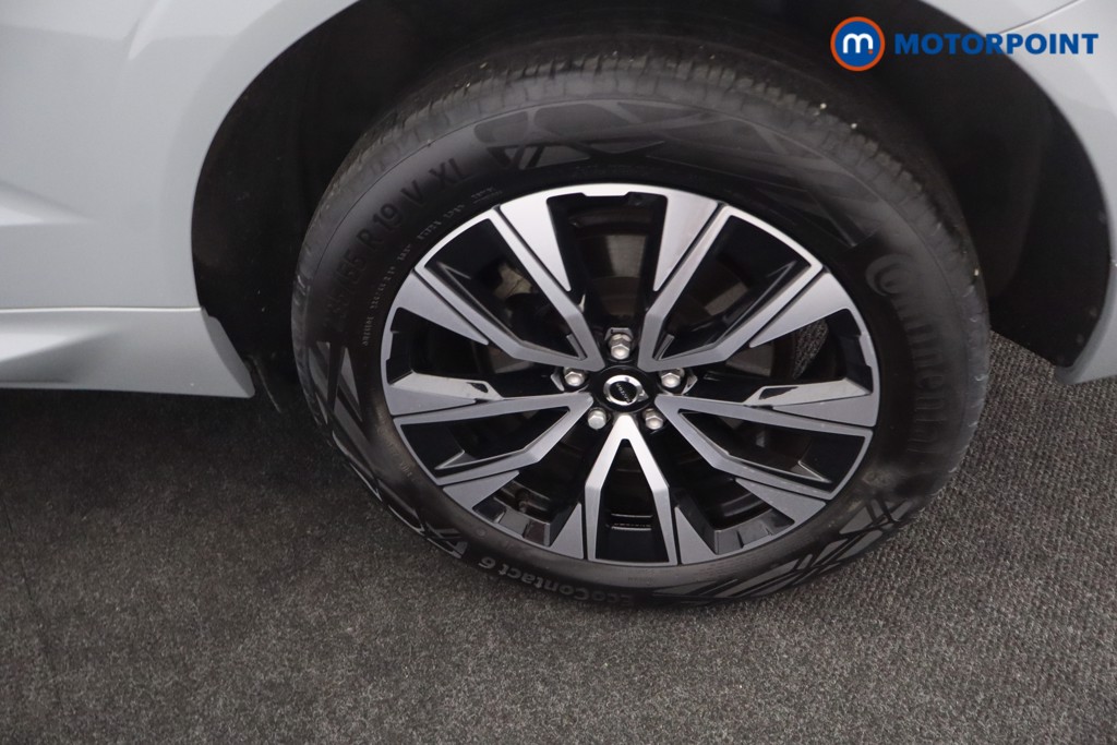 Volvo Xc60 Plus Automatic Petrol SUV - Stock Number (1662741) - 33rd supplementary image