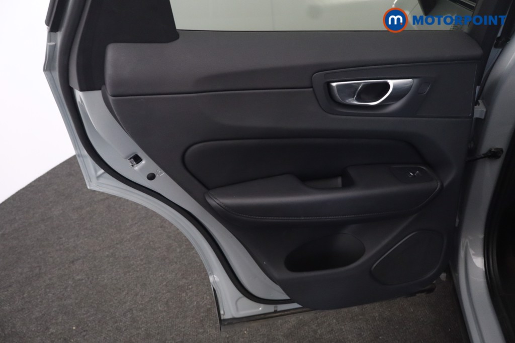 Volvo Xc60 Plus Automatic Petrol SUV - Stock Number (1662741) - 36th supplementary image