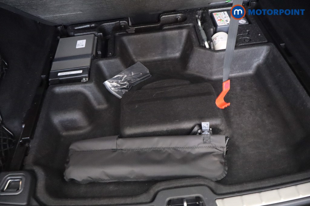 Volvo Xc60 Plus Automatic Petrol SUV - Stock Number (1662741) - 52nd supplementary image