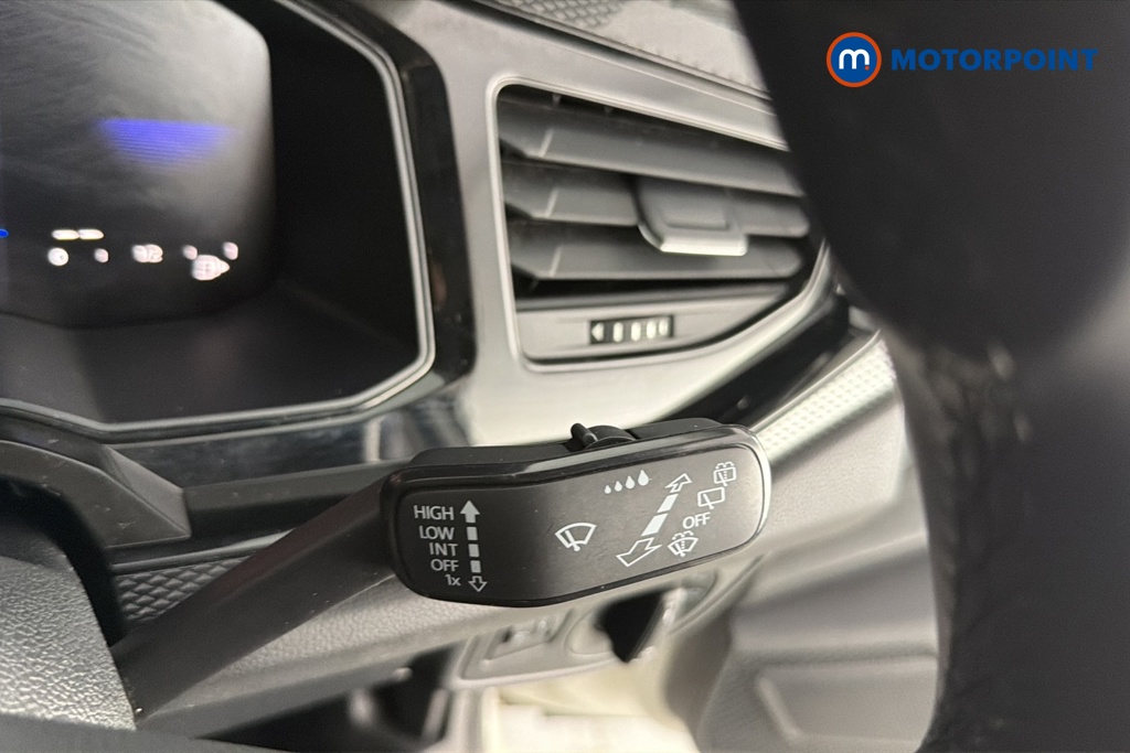 Volkswagen Taigo Life Manual Petrol SUV - Stock Number (1662796) - 6th supplementary image