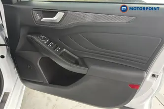 Ford Focus St-Line X Manual Petrol Hatchback - Stock Number (1662922) - 18th supplementary image