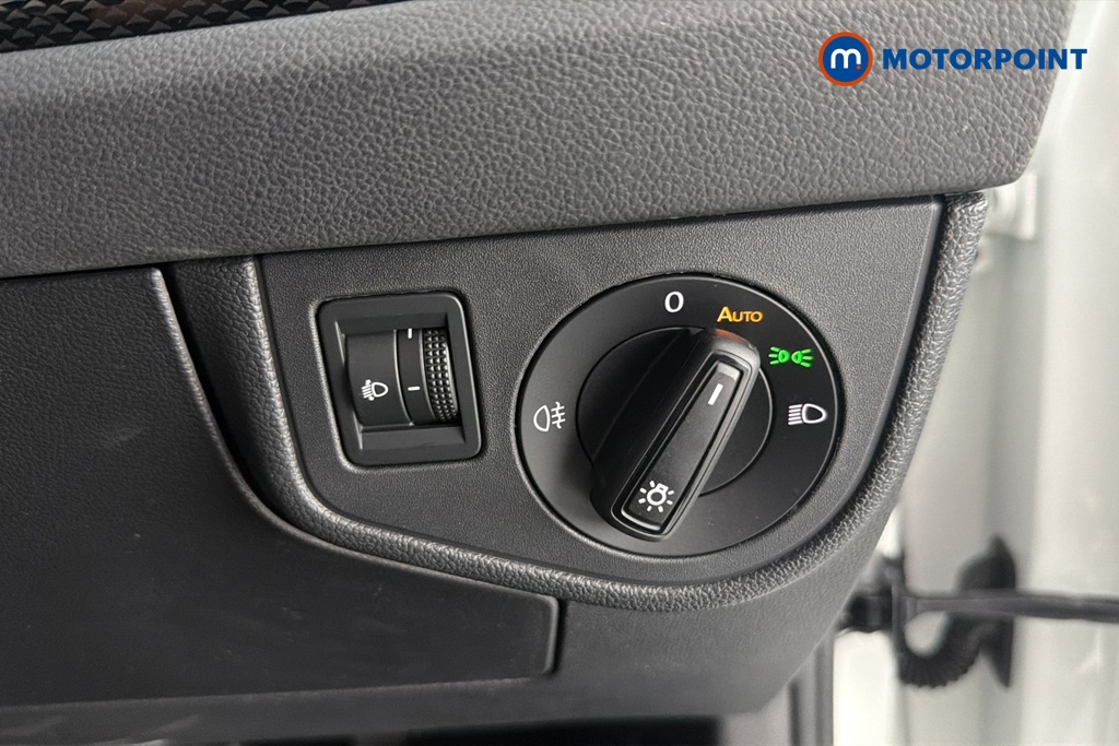 Volkswagen Polo Life Manual Petrol Hatchback - Stock Number (1663024) - 11th supplementary image
