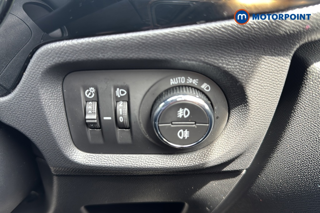 Vauxhall Corsa GS Manual Petrol Hatchback - Stock Number (1663173) - 11th supplementary image