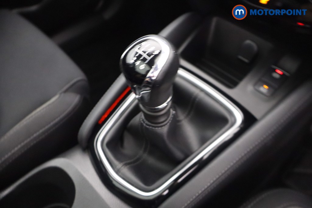 Nissan Qashqai N-Connecta Manual Petrol SUV - Stock Number (1663182) - 3rd supplementary image