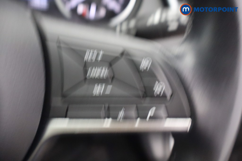 Nissan Qashqai N-Connecta Manual Petrol SUV - Stock Number (1663182) - 6th supplementary image